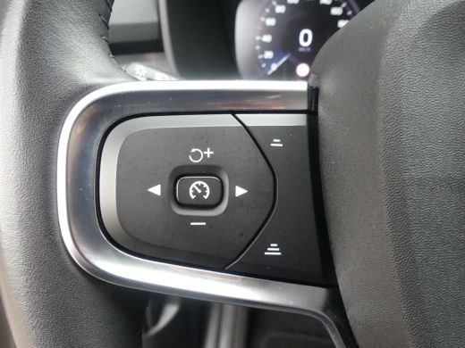 Volvo  XC40 1.5 T2 Business Pro | ADAPTIVE CRUISE | NAVI | LED | DODEHOEKDETECTIE | ActivLease financial lease