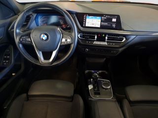 BMW 1-serie 118i Executive Edition | Cruise Control | Apple Carplay | Navigatie