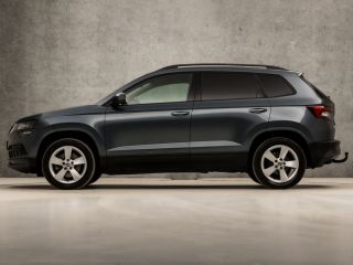 Skoda Karoq 1.5 TSI ACT Ambition Business 150Pk Automaat (APPLE CARPLAY, GROOT NAVI, CAMERA, TREKHAAK, SPORTS...