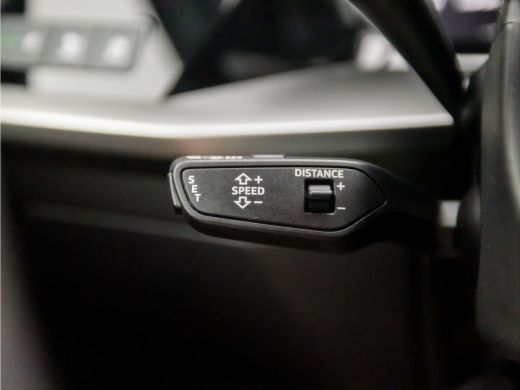 Audi A3 Sportback 30 TFSI Sportline Automaat (APPLE CARPLAY, GROOT NAVI, CAMERA, ADAPTIVE CRUISE, SPORTST... ActivLease financial lease