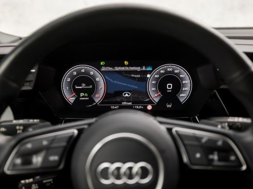 Audi A3 Sportback 30 TFSI Sportline Automaat (APPLE CARPLAY, GROOT NAVI, CAMERA, ADAPTIVE CRUISE, SPORTST... ActivLease financial lease