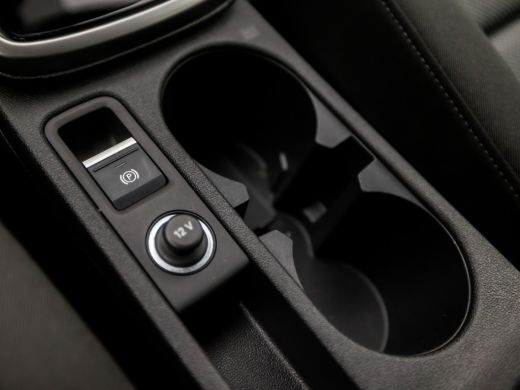 Audi A3 Sportback 30 TFSI Sportline Automaat (APPLE CARPLAY, GROOT NAVI, CAMERA, ADAPTIVE CRUISE, SPORTST... ActivLease financial lease