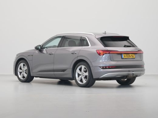 Audi e-tron e-tron 50 quattro Launch edition plus 71 kWh Trekhaak Panoramadak Lederen bekleding Luchtvering ActivLease financial lease