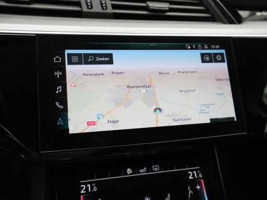 Audi e-tron e-tron 55 quattro advanced 95 kWh Navigatie Leder Camera Stoelverwarming 42 ActivLease financial lease