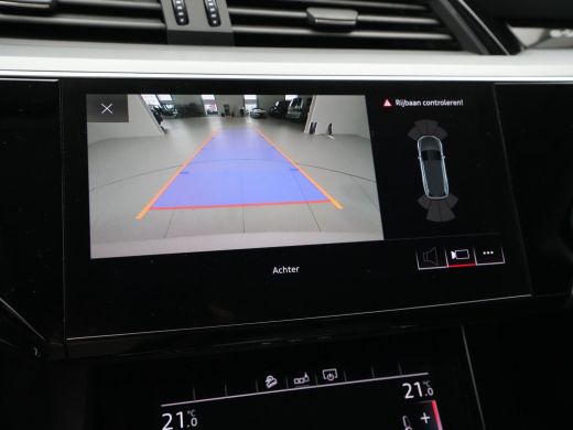 Audi e-tron e-tron 55 quattro advanced 95 kWh Navigatie Leder Camera Stoelverwarming 42 ActivLease financial lease