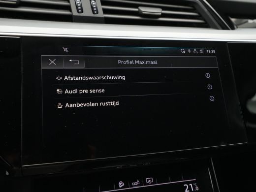 Audi e-tron e-tron 55 quattro advanced 95 kWh Navigatie Leder Camera Stoelverwarming 42 ActivLease financial lease