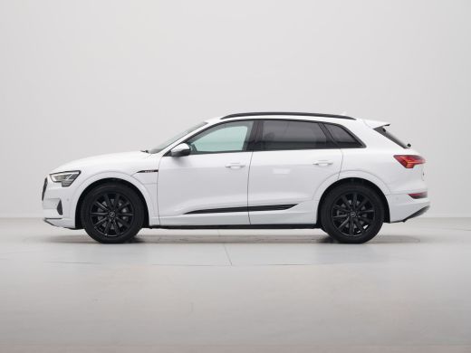 Audi e-tron e-tron 55 quattro advanced 95 kWh Navigatie Leder Camera Stoelverwarming 42 ActivLease financial lease