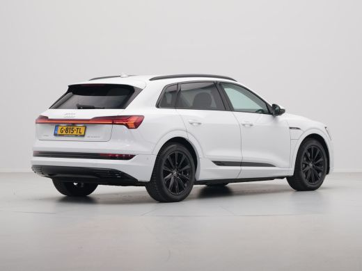 Audi e-tron e-tron 55 quattro advanced 95 kWh Navigatie Leder Camera Stoelverwarming 42 ActivLease financial lease