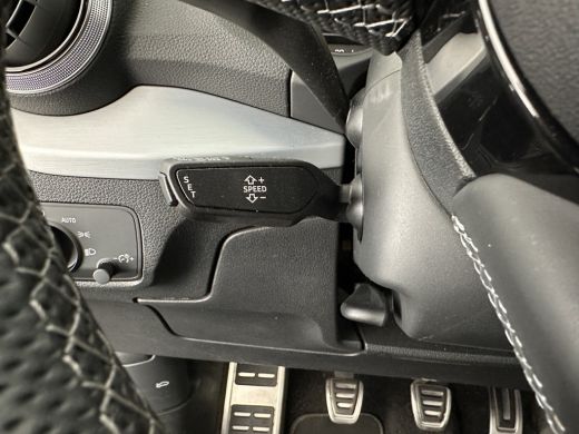 Audi Q2 30 TFSI S Edition S-Line-Sportpack *DIGI-COCKPIT | LEATHER-MICROFIBRE | MATRIX-LED | SPORT-SEATS ... ActivLease financial lease