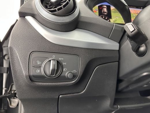 Audi Q2 30 TFSI S Edition S-Line-Sportpack *DIGI-COCKPIT | LEATHER-MICROFIBRE | MATRIX-LED | SPORT-SEATS ... ActivLease financial lease