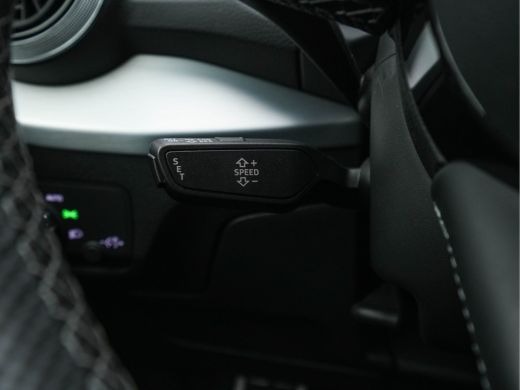 Audi Q2 30 TFSI S Edition S-Line-Sportpack *DIGI-COCKPIT | LEATHER-MICROFIBRE | MATRIX-LED | SPORT-SEATS ... ActivLease financial lease