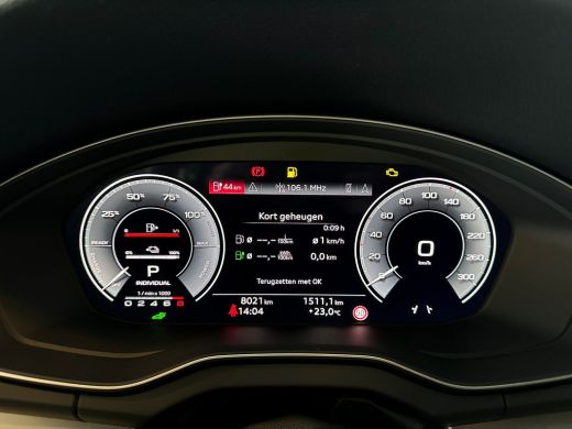 Audi Q5 55 367pk TFSI e S edition Competition | Rood gespoten remzadels | Assistentiepakket City Parking ... ActivLease financial lease