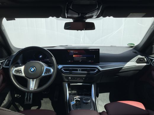 BMW i4 eDrive40 High Executive M-Sport 84 kWh Pano Leder Hud Adap.Cruise Compleet! ActivLease financial lease