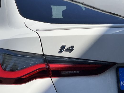 BMW i4 eDrive40 High Executive M-Sport 84 kWh Pano Leder Hud Adap.Cruise Compleet! ActivLease financial lease