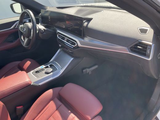 BMW i4 eDrive40 High Executive M-Sport 84 kWh Pano Leder Hud Adap.Cruise Compleet! ActivLease financial lease