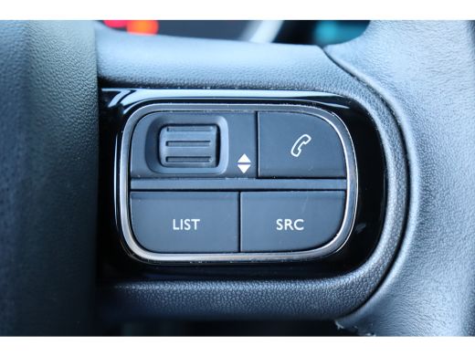 Citroën C3 Citroën 1.2 PURETECH 110PK SHINE / NAVI / CLIMA / LED / PDC / CAMERA / 16" LMV / WINTERPAKKET /BL... ActivLease financial lease