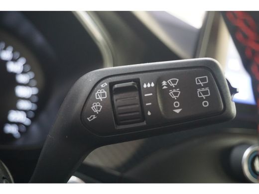 Ford Focus 1.0 EcoBoost ST Line Business | Airco (automatisch) | Cruise control | DAB ontvanger ActivLease financial lease