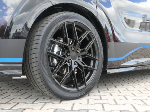 Ford Transit Custom 320 2.5 PHEV L2H1 Sport DC | Dubbele Cabine | 20 Inch | Verlagingsset | Wegklapbare Trekhaak | 36... ActivLease financial lease