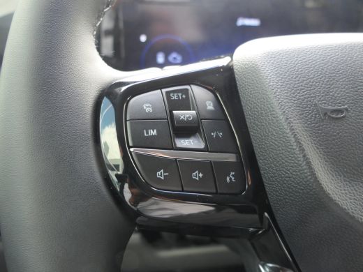 Ford Transit Custom 320 2.5 PHEV L2H1 Sport DC | Dubbele Cabine | 20 Inch | Verlagingsset | Wegklapbare Trekhaak | 36... ActivLease financial lease