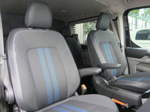 Ford Transit Custom 320 2.5 PHEV L2H1 Sport DC | Dubbele Cabine | 20 Inch | Verlagingsset | Wegklapbare Trekhaak | 36... ActivLease financial lease