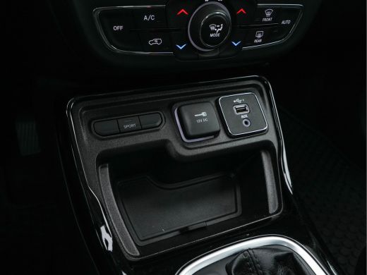 Jeep Compass 1.3T Night-Eagle Aut. *LEATHER-MICROFIBRE | NAVI-FULLMAP | KEYLESS | CAMERA | HEATED-SEATS | COMF... ActivLease financial lease