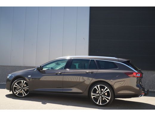 Opel Insignia Sports Tourer 2.0T /200pk/Automaat/Pano-dak/Matrix-Led/Trekhaak/Leder/Virtual ActivLease financial lease