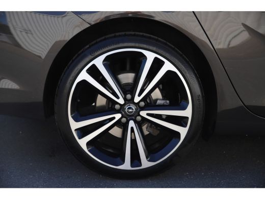 Opel Insignia Sports Tourer 2.0T /200pk/Automaat/Pano-dak/Matrix-Led/Trekhaak/Leder/Virtual ActivLease financial lease