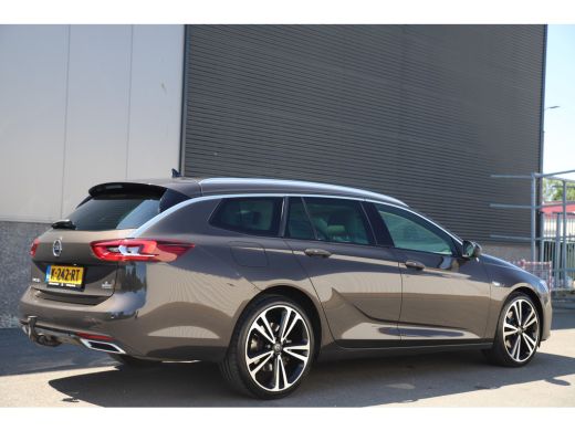 Opel Insignia Sports Tourer 2.0T /200pk/Automaat/Pano-dak/Matrix-Led/Trekhaak/Leder/Virtual ActivLease financial lease