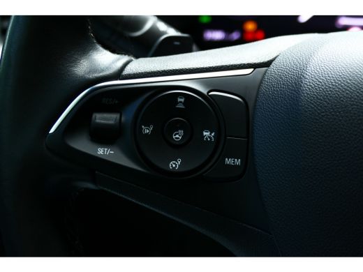 Opel Mokka 1.2 TURBO 130PK ULTIMATE AUTOMAAT / NAVI / ALCANTARA / CLIMA / PDC / 18"LMV / CAMERA / KEYLESS / ... ActivLease financial lease