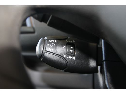 Opel Vivaro 1.5 CDTI L2H1 Edition | Achteruitrijcamera | Achteruitrijcamera | Airco ActivLease financial lease