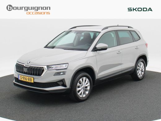 Skoda Karoq 1.0 TSi 110 Pk Business Edition | Navigatie | Trekhaak | 16 Inch | Climate Controle | Elektrische... Skoda Karoq 1.0 TSi 110 Pk Business Edition | Navigatie | Trekhaak | 16 Inch | Climate Controle | Elektrische...