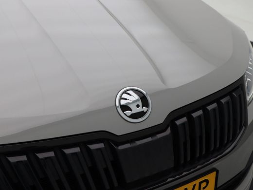 Skoda Karoq 1.5 TSi 150 Pk Automaat Sportline Business | Adaptive Cruise | Climate Control | Panoramadak | St... ActivLease financial lease