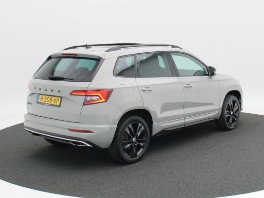 Skoda Karoq 1.5 TSi 150 Pk Automaat Sportline Business | Adaptive Cruise | Climate Control | Panoramadak | St... ActivLease financial lease