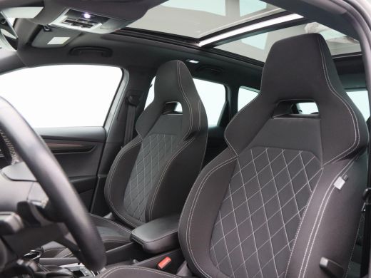 Skoda Karoq 1.5 TSi 150 Pk Automaat Sportline Business | Adaptive Cruise | Climate Control | Panoramadak | St... ActivLease financial lease