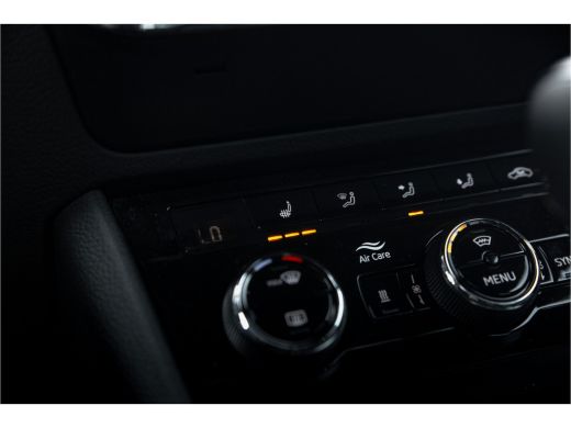 Skoda Superb Combi 1.4 TSI iV 218 pk Sportline Business | Adapt. Cruise | Camera | Navigatie | Stoel- Stuurver... ActivLease financial lease