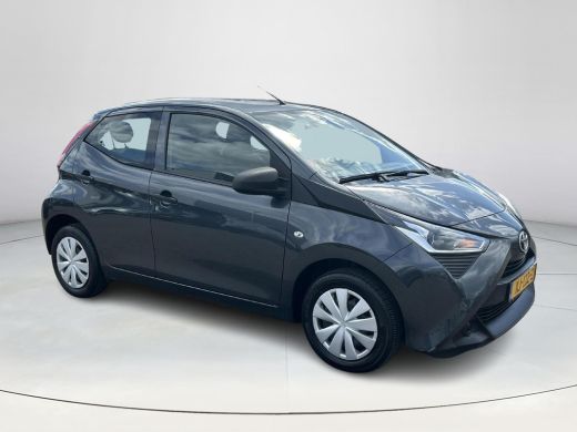 Toyota Aygo 1.0 VVT-i x-fun ActivLease financial lease