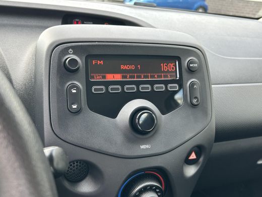 Toyota Aygo 1.0 VVT-i x-fun ActivLease financial lease