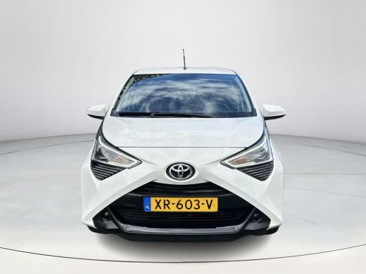 Toyota Aygo 1.0 VVT-i x-play ActivLease financial lease