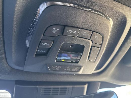 Toyota bZ4X Dynamic 71 kWh **NIEUWE AUTO/ PANORAMADAK/ DIRECT LEVERBAAR** ActivLease financial lease