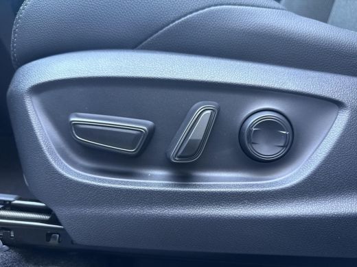 Toyota bZ4X Dynamic 71 kWh **NIEUWE AUTO/ PANORAMADAK/ DIRECT LEVERBAAR** ActivLease financial lease