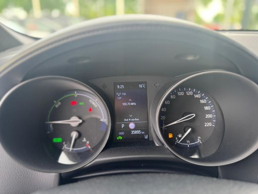 Toyota C-HR 2.0 Hybrid Business Plus 152 pk | Achteruitrijcamera | Apple Carpl./Android Auto | Audio installa... ActivLease financial lease