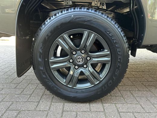 Toyota Hilux 2.8 D-4D Xtra Cab Professional premium | 06-10141018 Voor meer informatie ActivLease financial lease