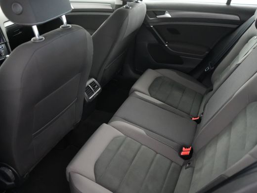 Volkswagen GOLF Variant 1.5 TSI Comfortline Business digitaal instrumentenpaneel | Trekhaak | Airco (automatisch) | Apple... ActivLease financial lease