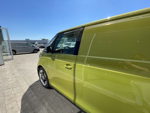 Volkswagen ID. Buzz Cargo Cargo Bulli edition 79 kWh | 360 Camera | App Connect | Trekhaak | 3 Zits ActivLease financial lease