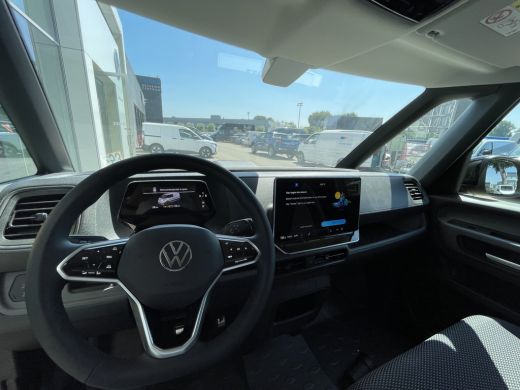 Volkswagen ID. Buzz Cargo Cargo Bulli edition 79 kWh Actieprijs! | 360 Camera | App Connect | Trekhaak | 3 Zits ActivLease financial lease