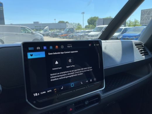 Volkswagen ID. Buzz Cargo Cargo Bulli edition 79 kWh | 360 Camera | App Connect | Trekhaak | 3 Zits ActivLease financial lease