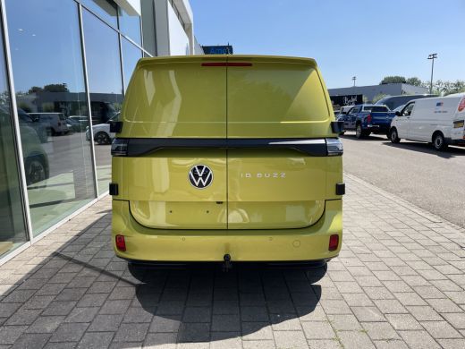 Volkswagen ID. Buzz Cargo Cargo Bulli edition 79 kWh Actieprijs! | 360 Camera | App Connect | Trekhaak | 3 Zits ActivLease financial lease