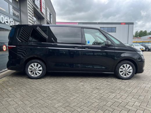 Volkswagen Multivan 1.4 eHybrid 218 pk L2H1 7p | Trekhaak uitklapbaar | Cruise control adaptief | Achtereuitrijcamera | ActivLease financial lease