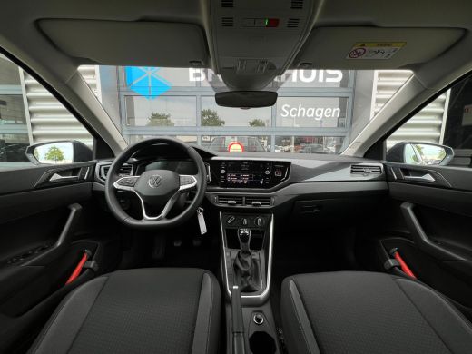 Volkswagen Polo Life Edition €2.000,- inruilvoordeel | 'App-Connect' draadloze smartphone integratie | Buitenspie... ActivLease financial lease