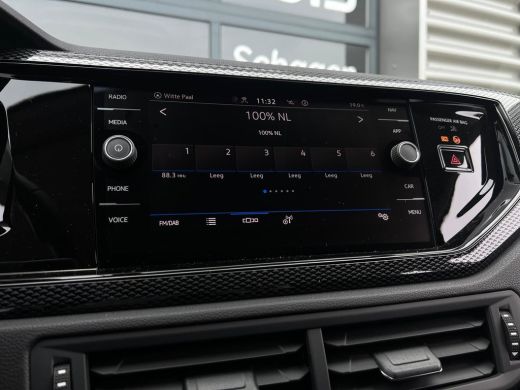 Volkswagen Polo Life Edition €2.000,- inruilvoordeel | 'App-Connect' draadloze smartphone integratie | Buitenspie... ActivLease financial lease